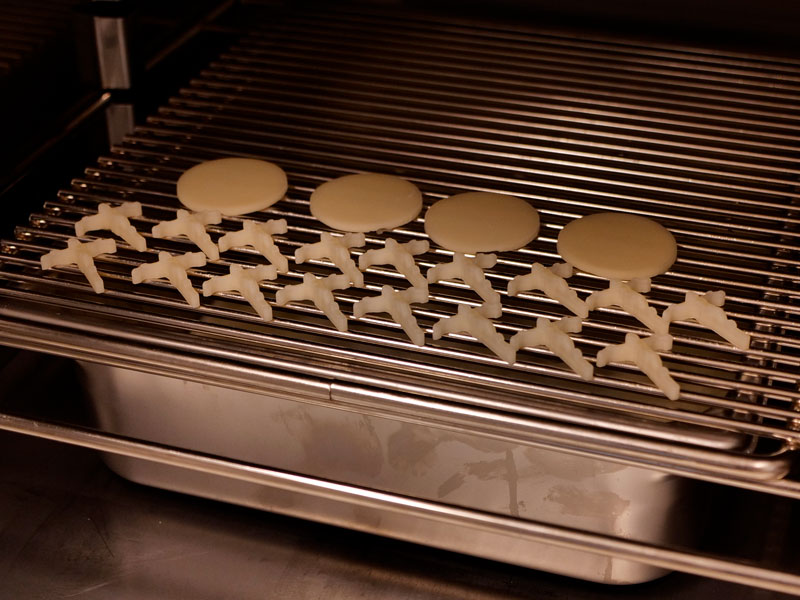 02%20jesusses%20in%20the%20oven%20web 02%20jesusses%20in%20the%20oven%20web